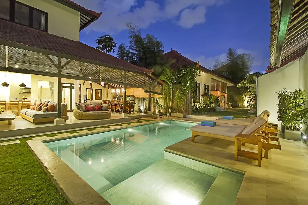 Villa Ora Семиньяк